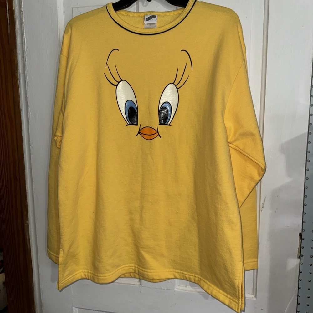 1999 Looney Tunes Tweety Bird Sweatshirt Yellow Large Warner Bros Studio Store